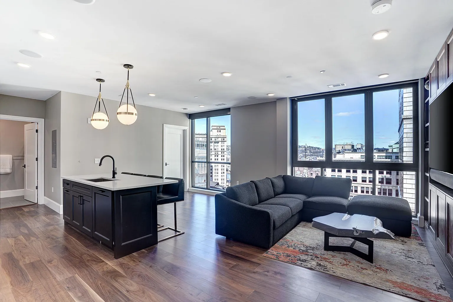 350 Oliver Ave #1604 photo 1