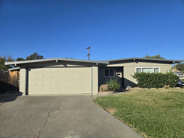 348 Plum St, Vacaville, CA 95688