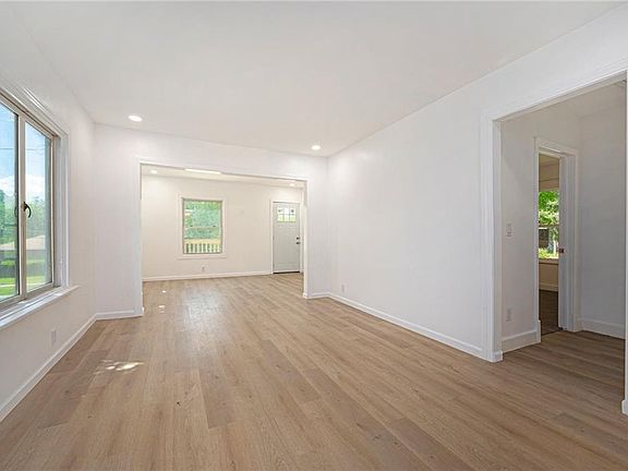 4th image of 11444 E 15th St S