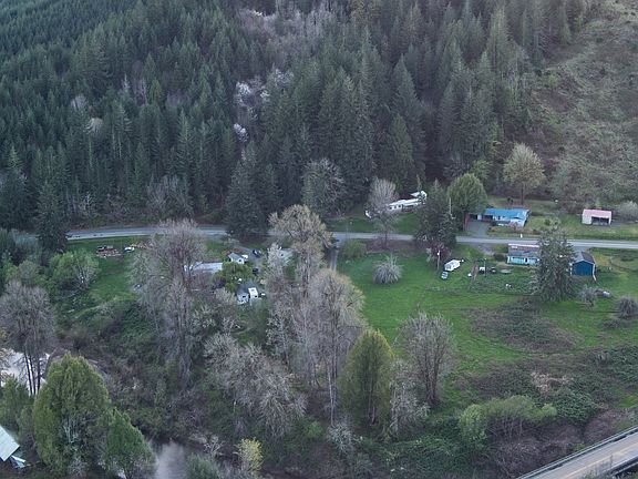 4th image of 51298 Myrtle Creek Rd