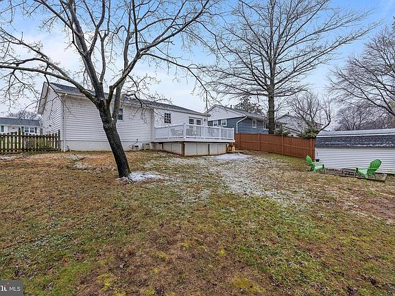 5th image of 8205 Brandon Dr