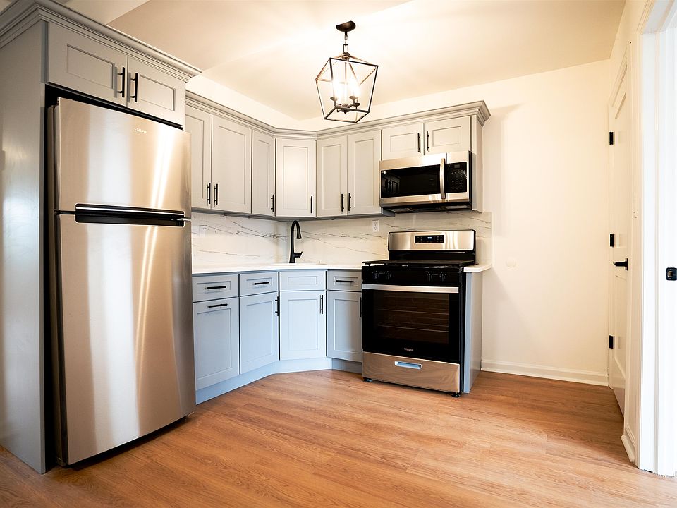 27 Alan Ter, Jersey City, NJ 07306 | Zillow