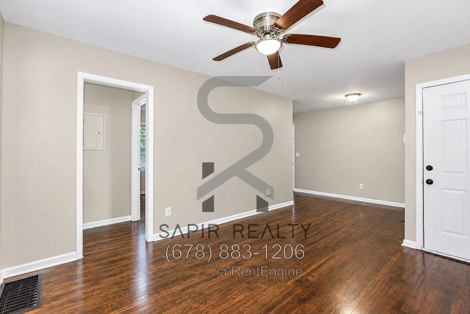 3 bed, 1.0 bath, 1104 sqft, $1,700 — Photo 3