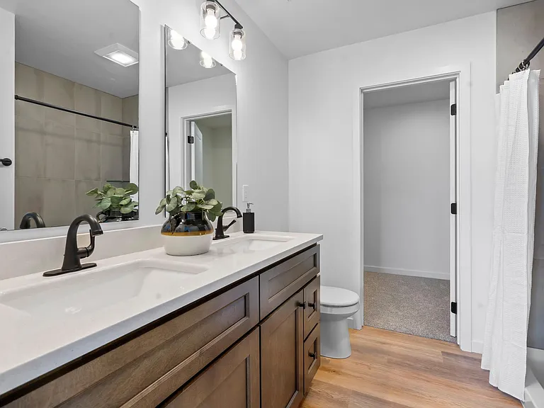 102 Sycamore Dr — Photo 18