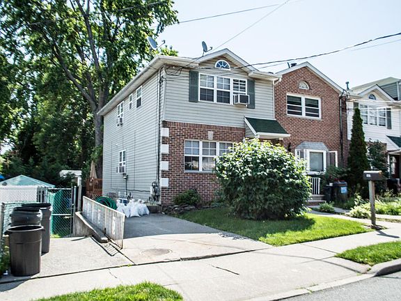 3rd image of 107 Raymond Pl
