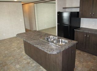 222 Massachusetts Ave, Elyria, OH 44035