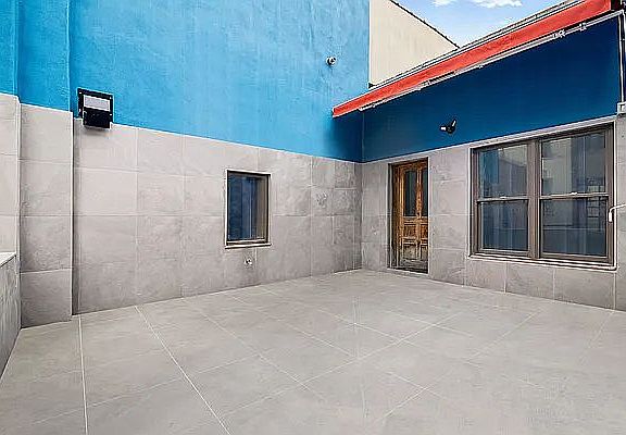 4th image of 680 Franklin Ave #5