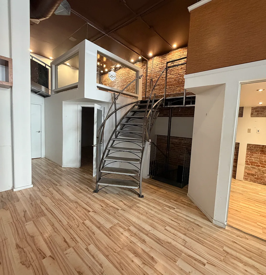 3 bed, 1780 sqft, $2,200 — Photo 2