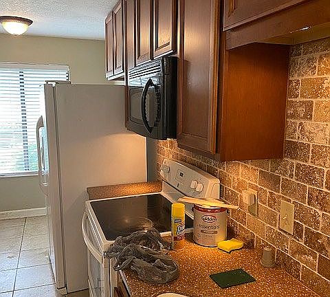 4th image of 7623 W Baymeadows Cir #2044