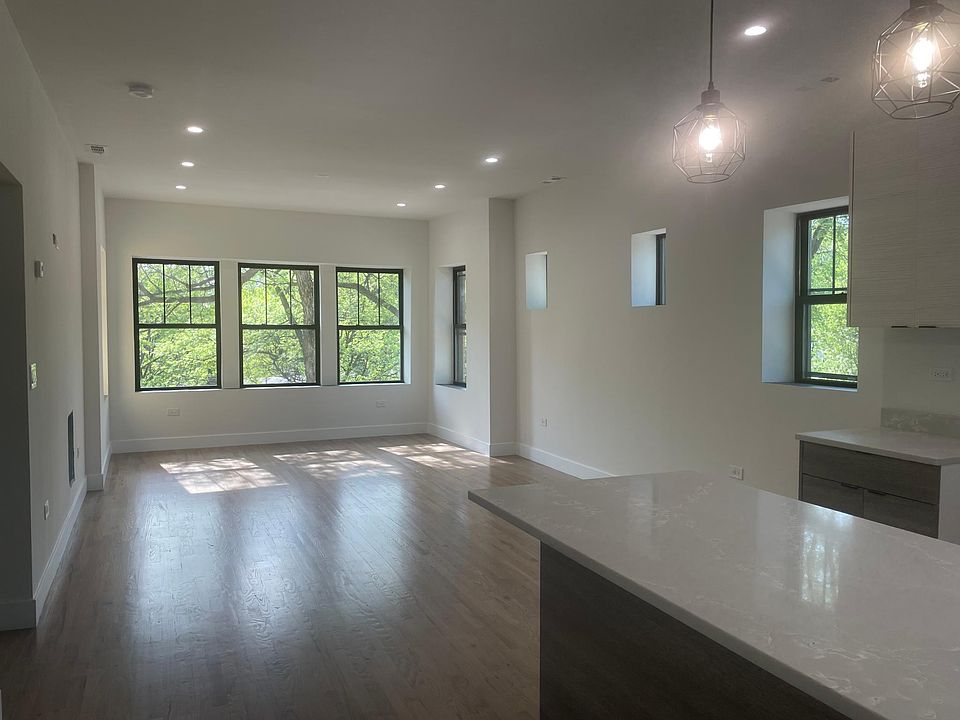1st image of 1303 S California Blvd #4W