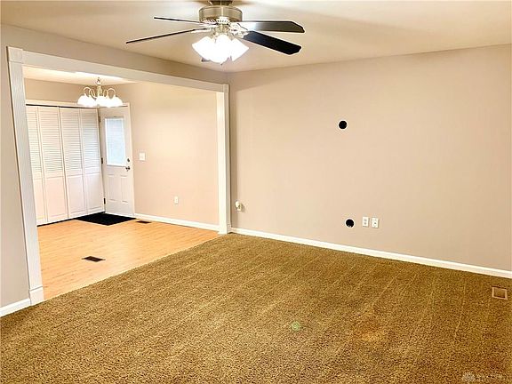 4th image of 118 Bronwood St