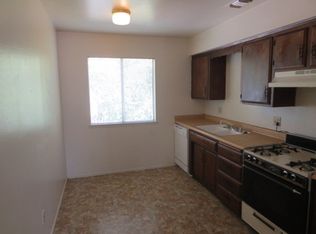 726 S Locust St APT A, Visalia, CA 93277