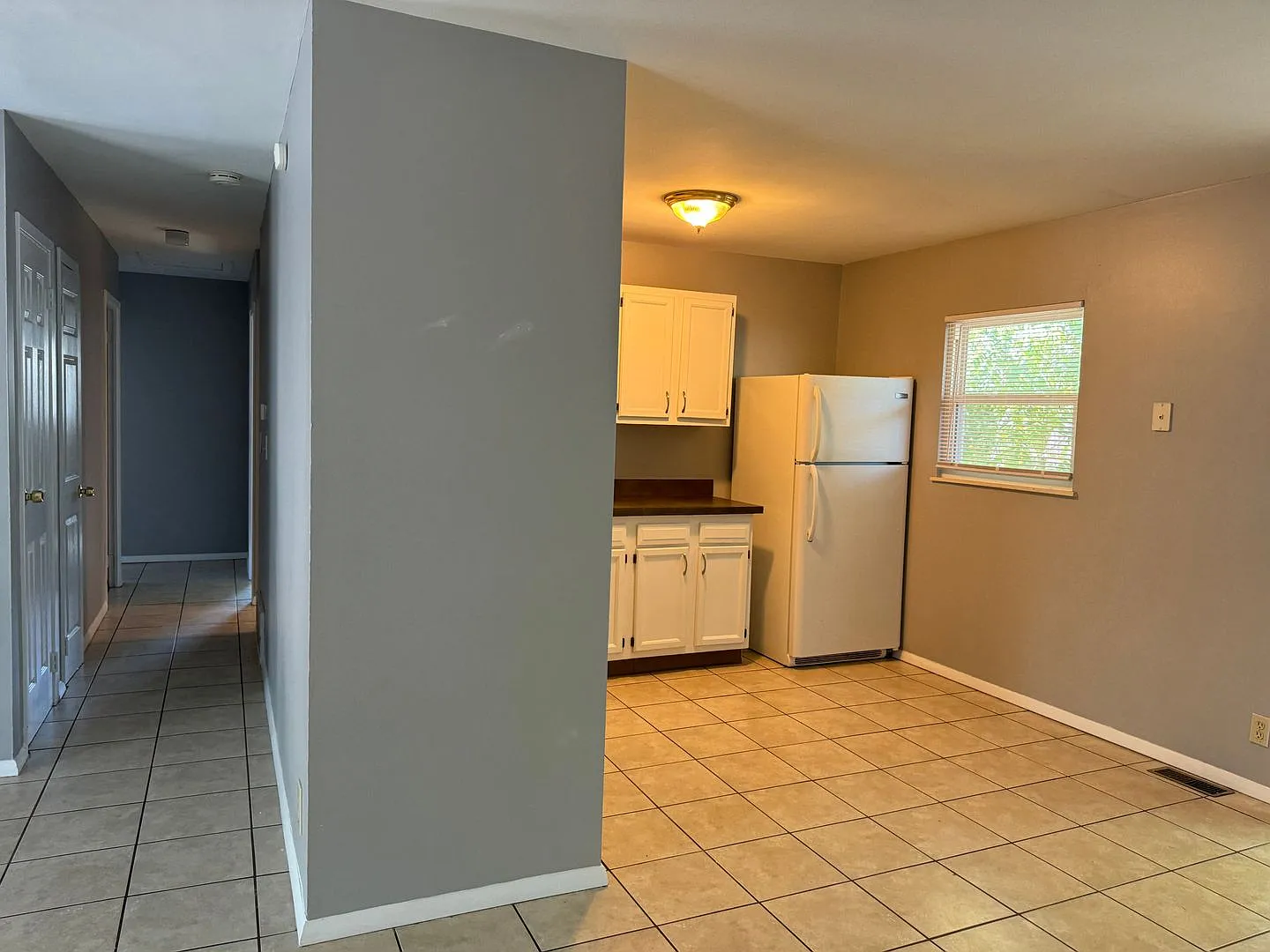Large Bi-Level Single Family Home in Gahanna — Photo 4