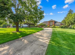 223 Broker Rd, Medinah, IL 60108