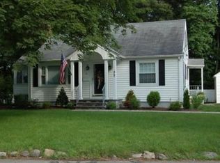 32 Corbett St, Andover, MA 01810