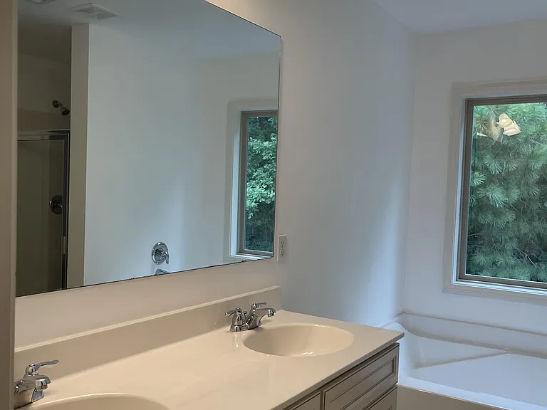 765 Westmoreland Ln — Photo 35