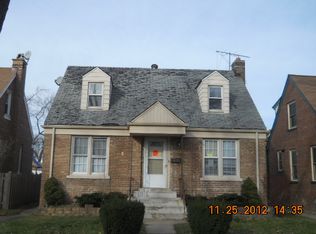 9440 Henrietta Ave, Brookfield, IL 60513