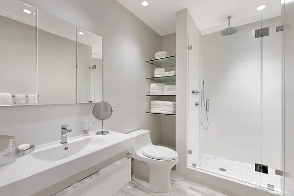 Sold by Centric Property Group | media 18