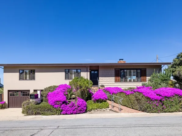 1130 Beacon Ave, Pacific Grove, CA 93950