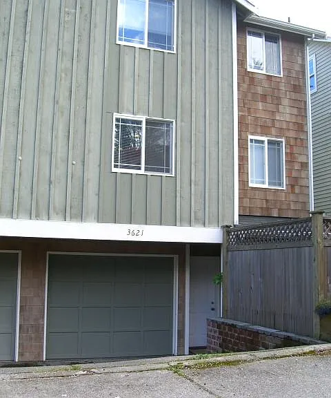 3621 22nd Ave W — Photo 1