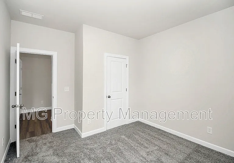 12008 Camdenhurst Rd — Photo 27
