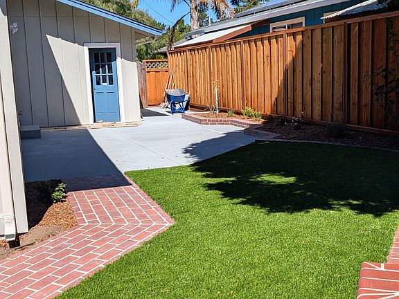 4th image of 504 Cabrillo Ave