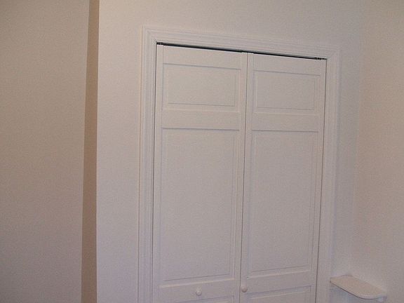 3rd image of 515 Park Pl APT 1