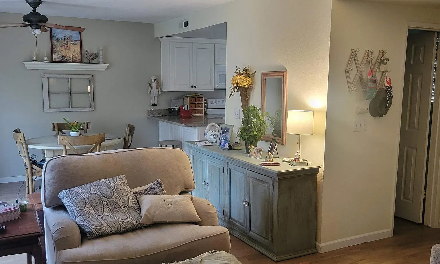 2 bed, 1.5 bath, 1080 sqft, $2,200 — Photo 4