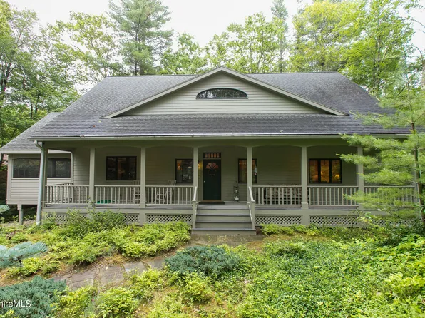 155 Lake Shore Dr, Otis, MA 01253