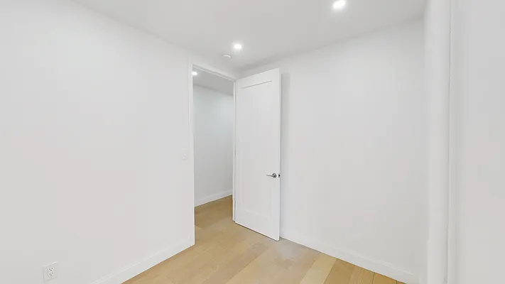 Rented by Brighton Management | media 10