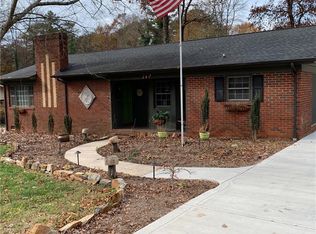 712 7th Ave SW, Conover, NC 28613