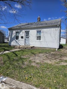 805 E Mary St, Ottumwa, IA, 52501