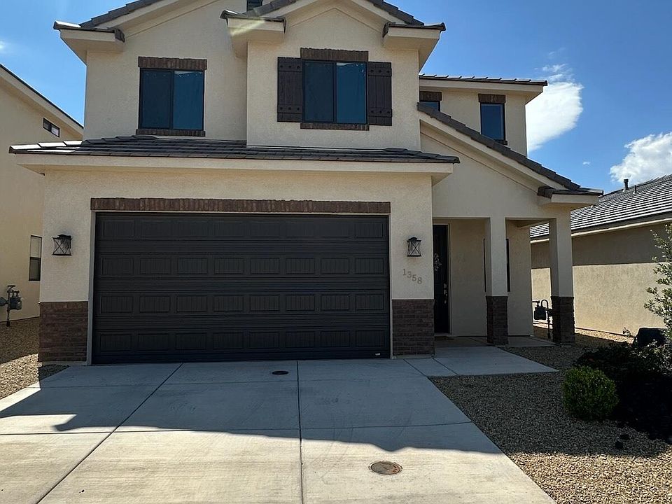 1st image of 1358 E White Hollow Ln