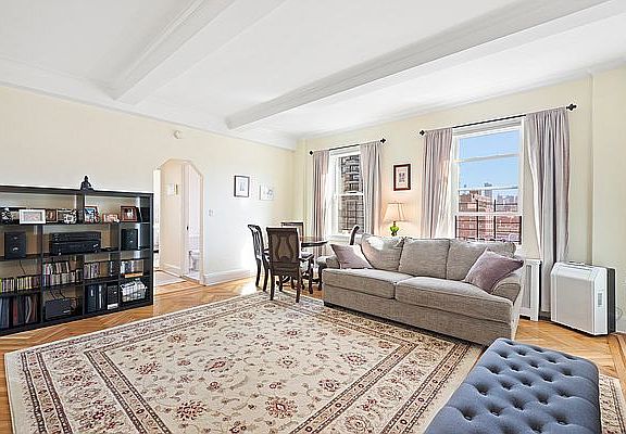 5th image of 124 W 93rd St APT 9F