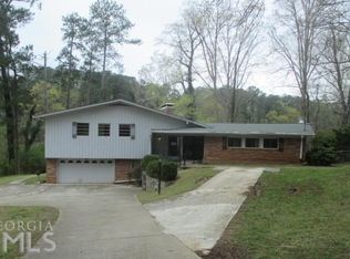 1605 Loch Lomond Trl SW, Atlanta, GA 30331