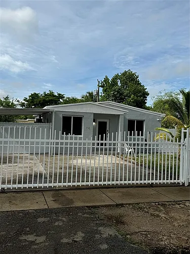 110 NW 120th Ter Photo 1