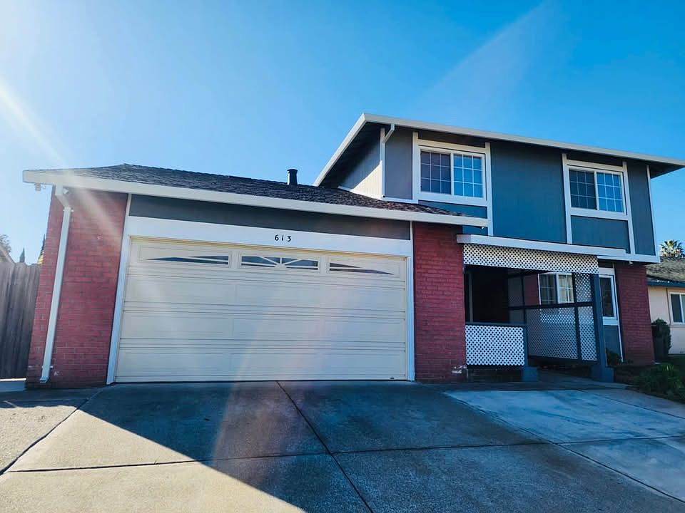 1st image of 613 Decoy Ln #3