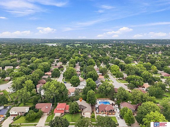 3rd image of 6408 Tanglewood Ln