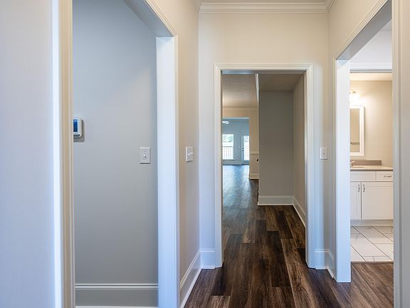 3rd image of 7172 Paisley Cir