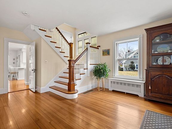 5th image of 67 Frothingham St