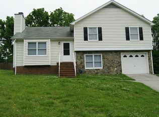 7 Woodlea Valley Cv, Greensboro, NC 27406