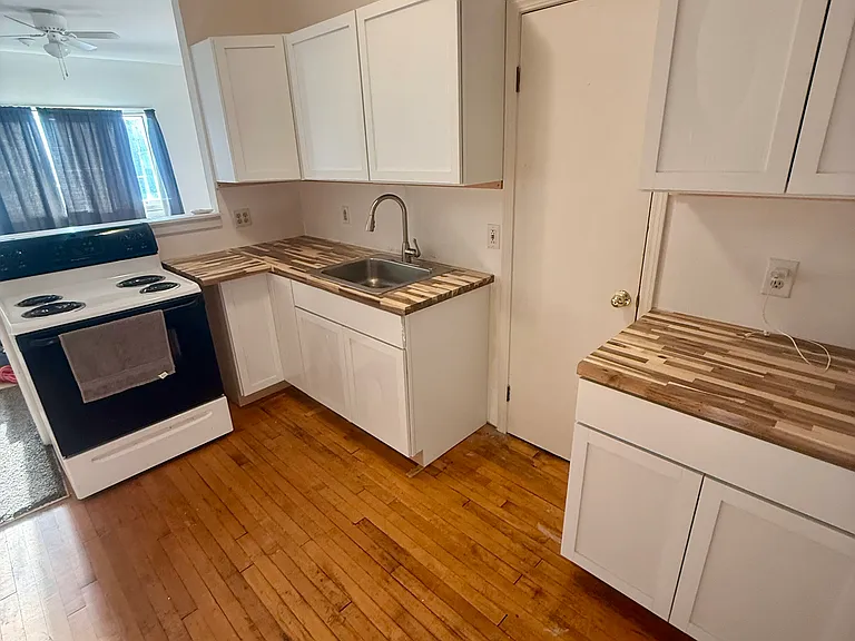 236 Genesee St #1 — Photo 1