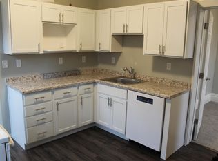 812 E 2nd St #2, Duluth, MN 55805