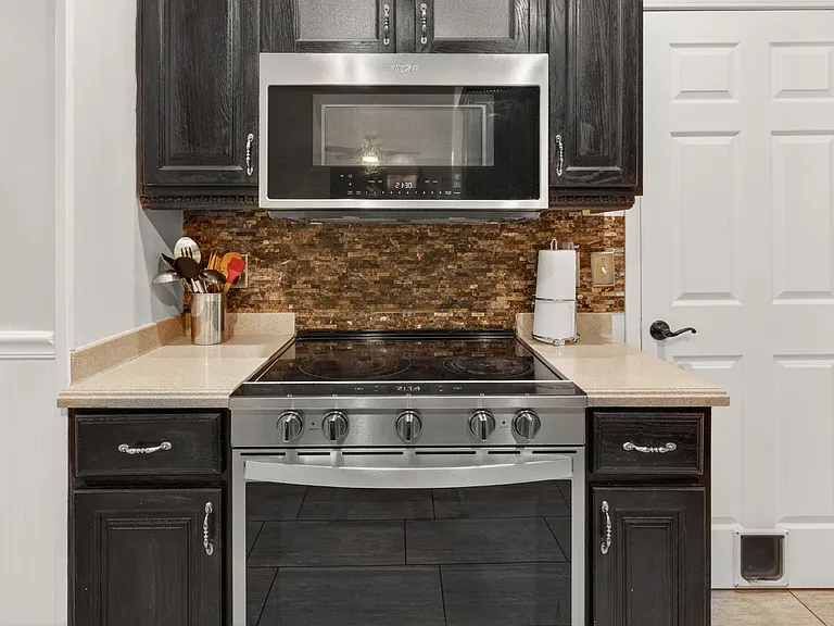 9370 Jaybird Cir E — Photo 10