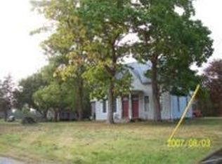 7985 Hickcan Rd, Okawville, IL 62271