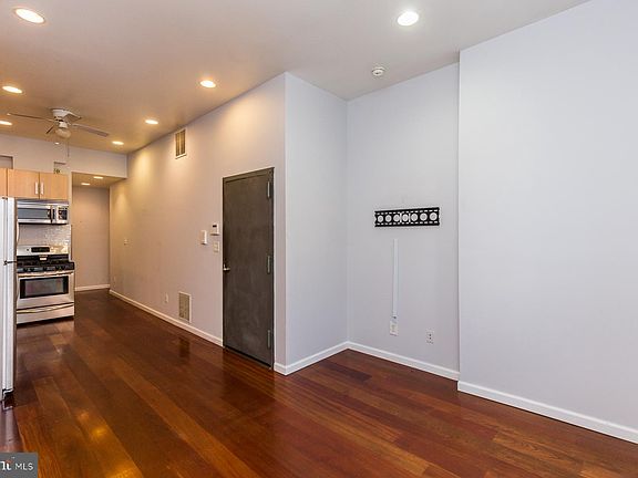5th image of 1815 Frankford Ave #1