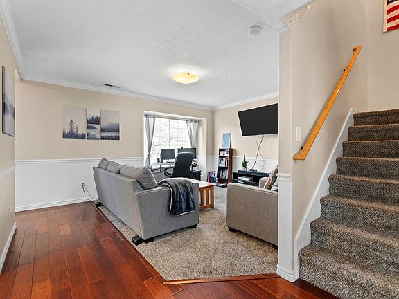 3rd image of 466 N 100 W APT 3