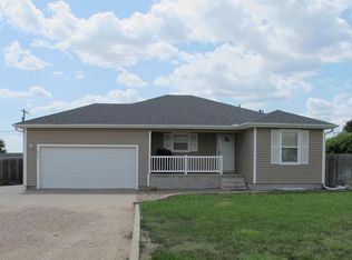 413 Josephine Dr, Hays, KS 67601