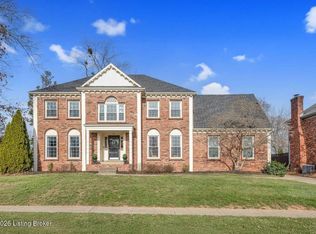 414 Lake Forest Pkwy, Louisville, KY 40245