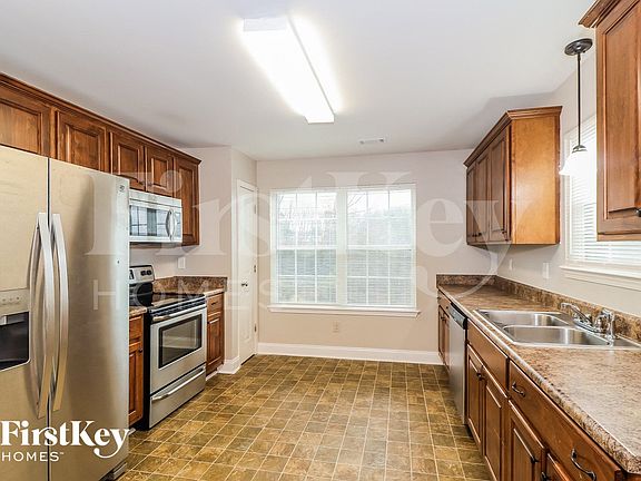 5th image of 2224 Smallwood Springs Dr